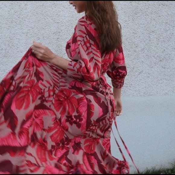 NWT JOHANNA ORTIZ x H&M Crêped Wrap-front Dress - Picture 5 of 8